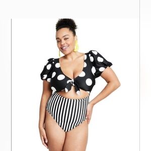 Tabitha Brown- XS, Black and White Swimsuit